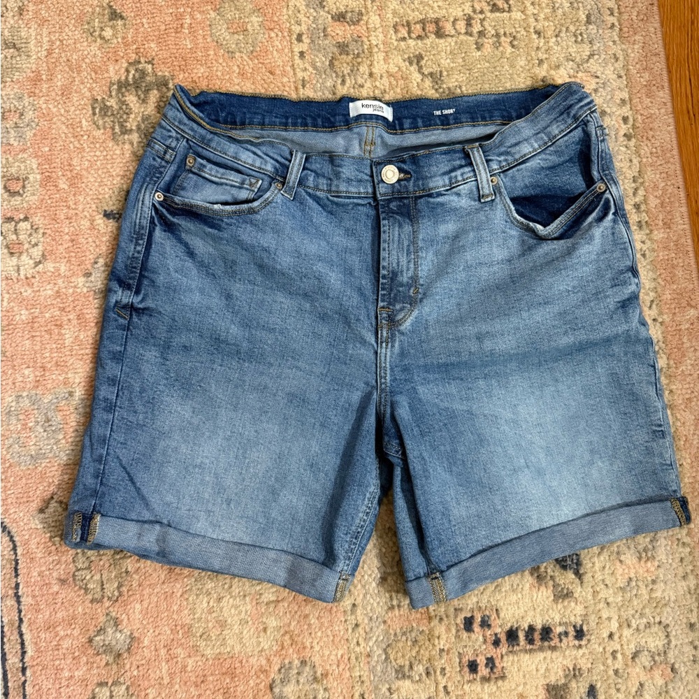 KENSIE Denim Blue Women's Shorts Size 12